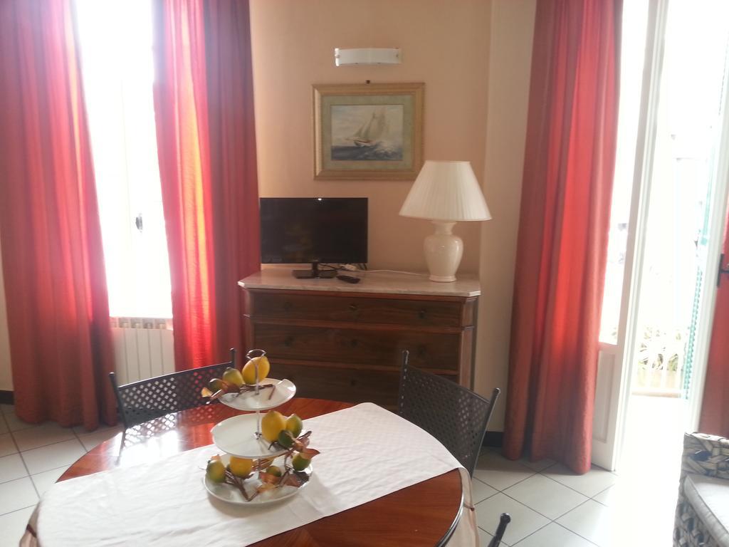 Case Vacanze Borgo Marina Imperia Værelse billede