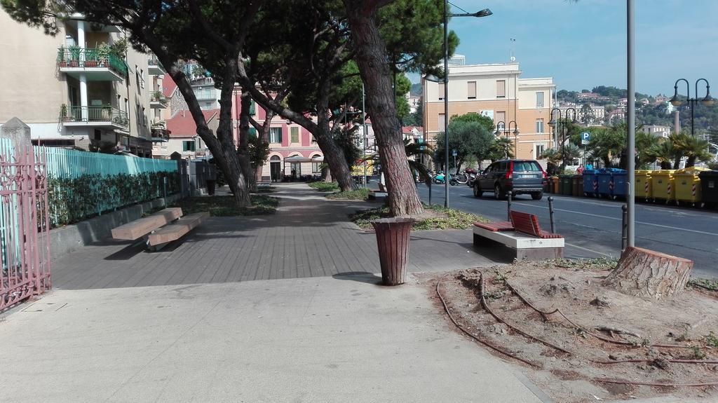 Case Vacanze Borgo Marina Imperia Eksteriør billede